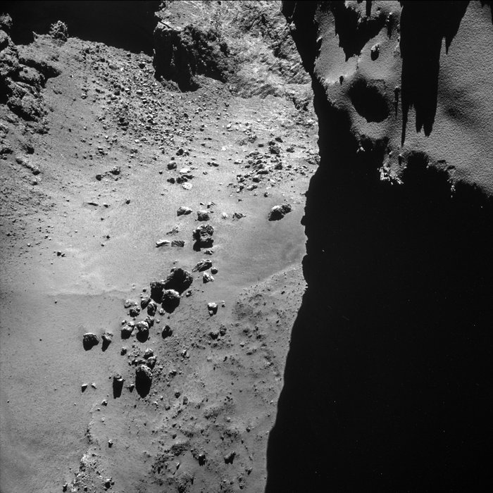 Comet_on_17_October_2014_-_NavCam_node_full_image_2[1]