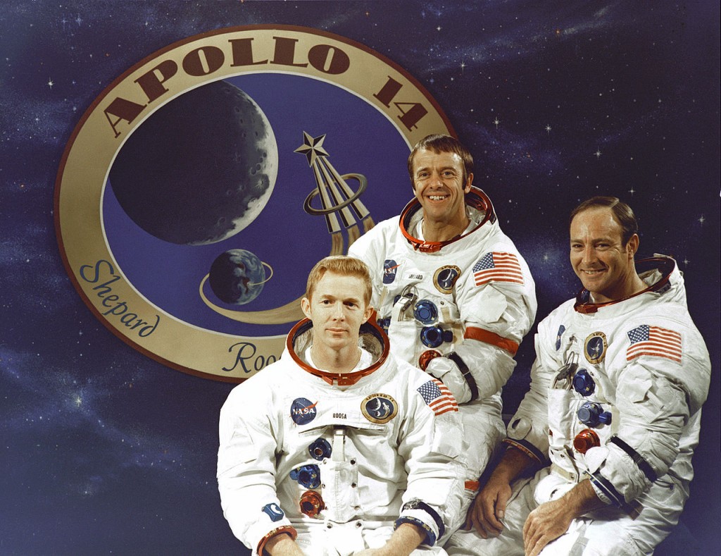 1280px-The_Apollo_14_Prime_Crew_-_GPN-2000-001168